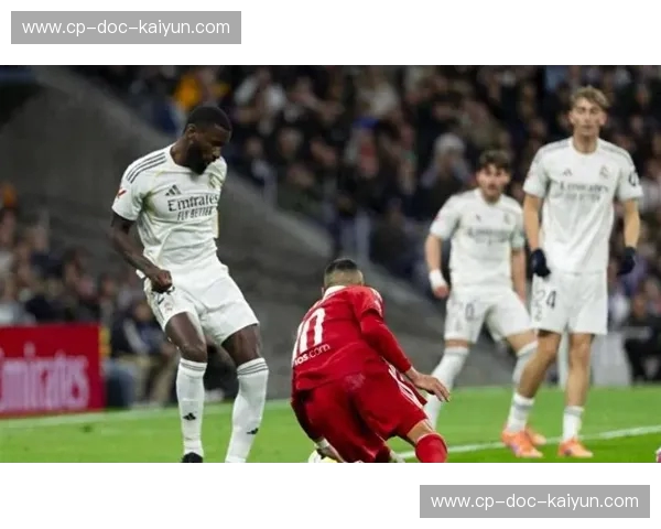 伯纳乌的深夜神迹:皇马vs拜仁2_1,那场关于“绝境与重生”的终极史诗 伯纳乌的深夜神迹:皇马vs拜仁2_1,那场关于“绝境与重生”的终极史诗